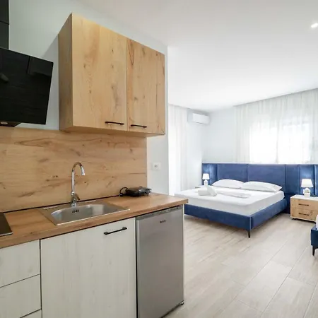 Merlind&Anisa Apartments