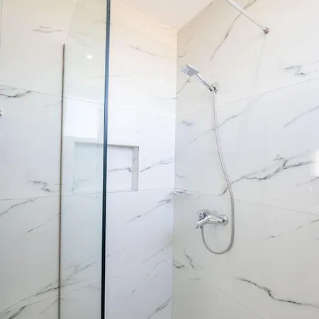 Appartamento Merlind&Anisa Apartments