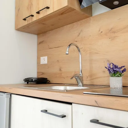 Merlind&Anisa Apartments