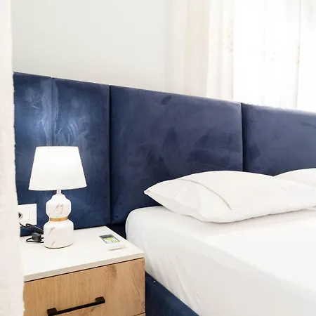 Merlind&Anisa Apartments Sarandë