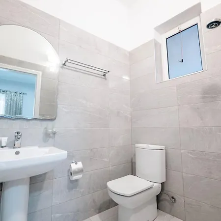 Merlind&Anisa Apartments *