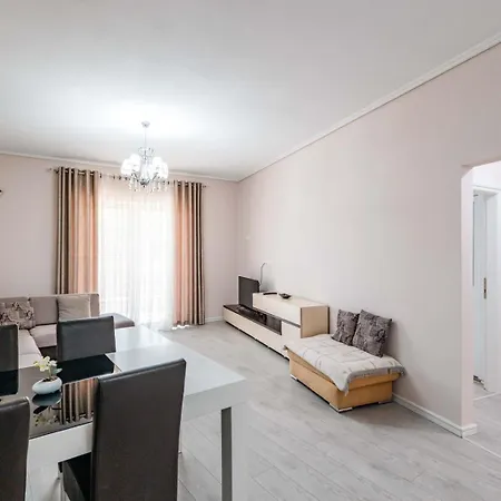 Merlind&Anisa Apartments Sarandë