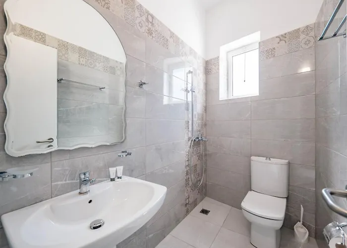 Merlind&anisa * Saranda