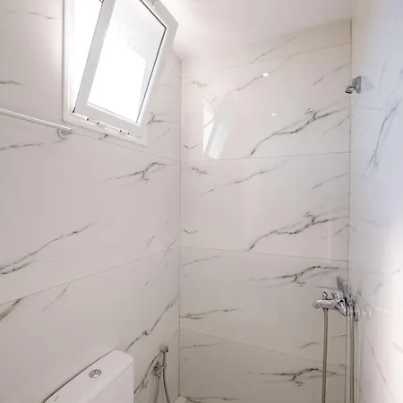 Merlind Apartment Sarande