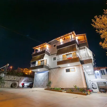 Merlind Apartment Sarande