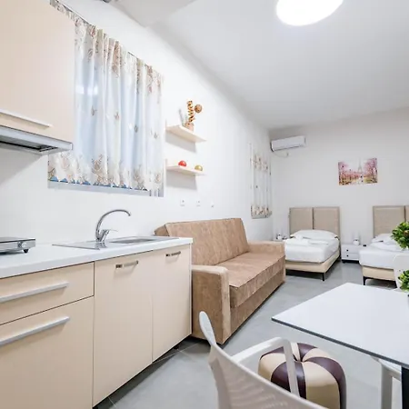 Merlind&Anisa Apartments Apartment